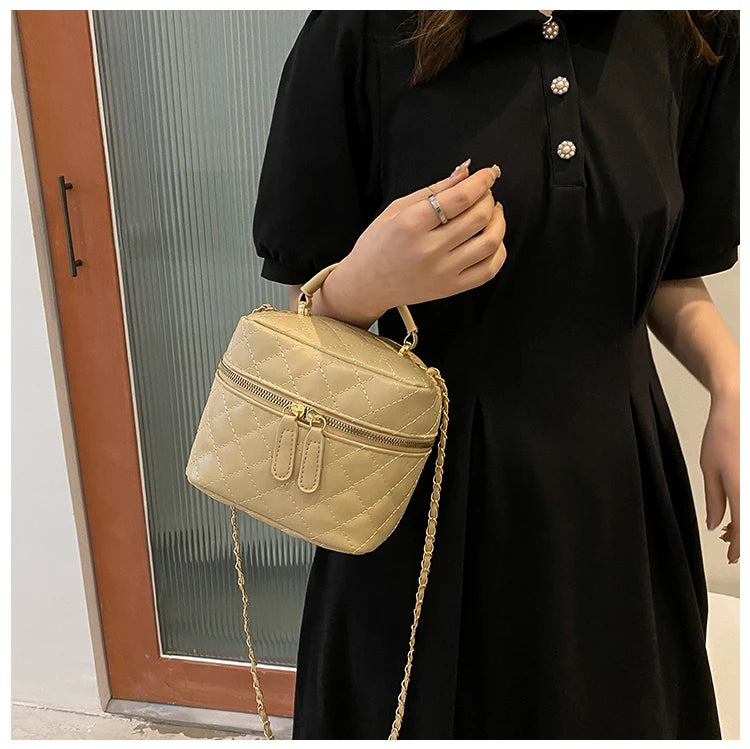 Trendy  Buet Handbag Women's Crossbody Versatile High-End Feel PU Leather Soft Surface Zipper Closure Casual Sle