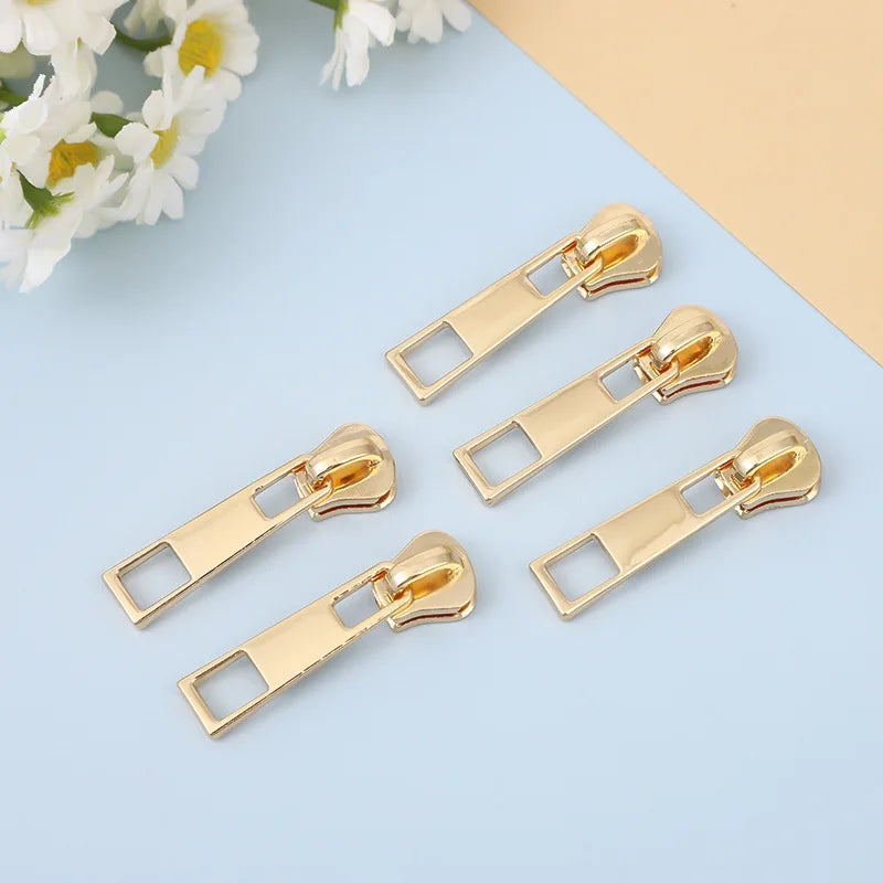 3 Sizes Universal Instant Fix Zipper Repair Kit Replacement Zip Slider Teeth Rescue Sewing Clothes Bag Zippers Accessories 2028