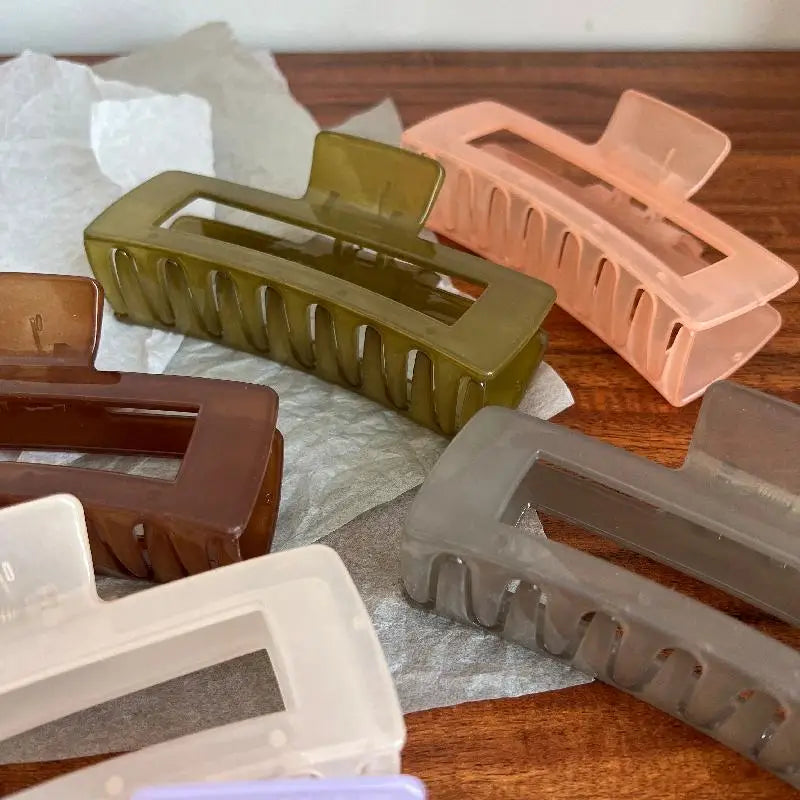 13CM Oversized Claw Clips For Thick Hair Women Geometric Shark Clip Versatile Minimalist Hair Clip Claws 、Girls Hair Accessories