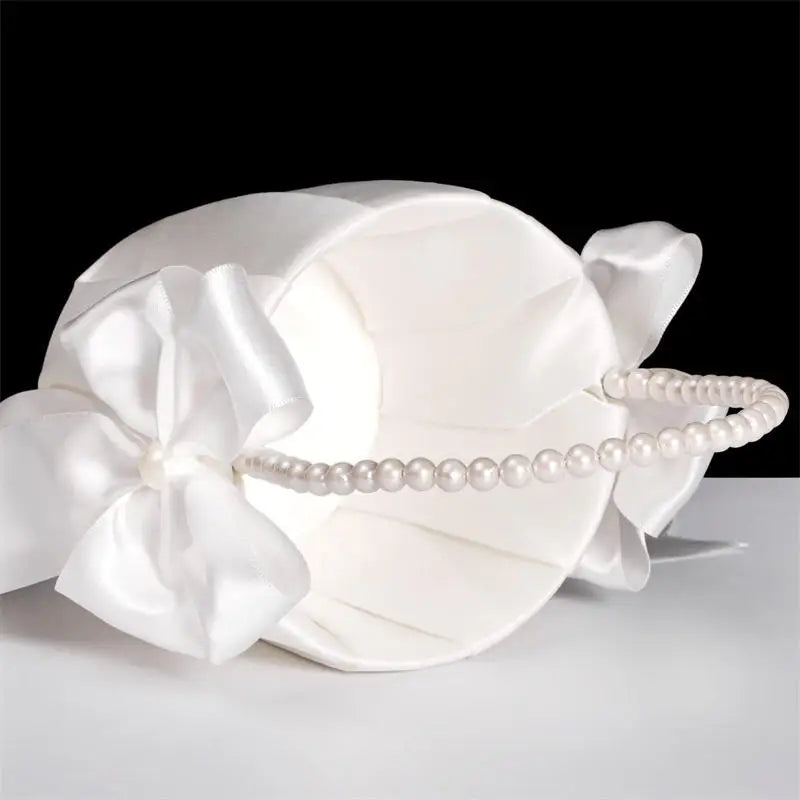 1-2pcs Pearl Handle Flower Basket Satin White Western Rustic Bowknot Wedding Basket Foldable Flower Basket For Floral Petals
