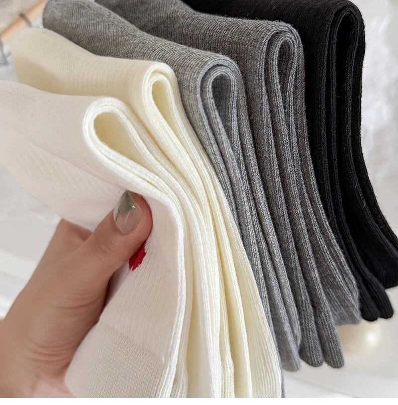 Socks For Women New Heart Design Cute Socks Breathable Simple Korean Style Sweat absorption Girls Cotton Socks Daily Classic