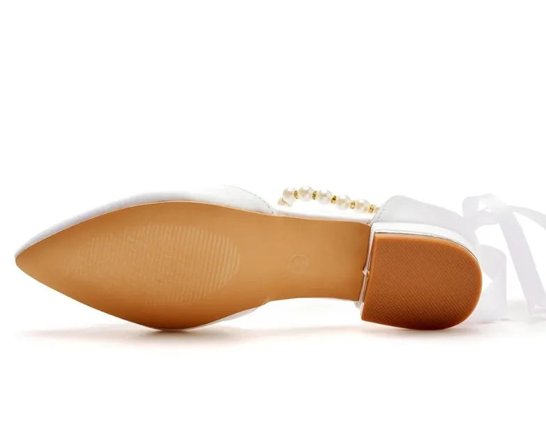 Wedding Shoes Bride Flat Heel Pointed Hollow Sandals Women White Satin Beaded Bride's Wedding Dress Shoes Sandalias De Mujer