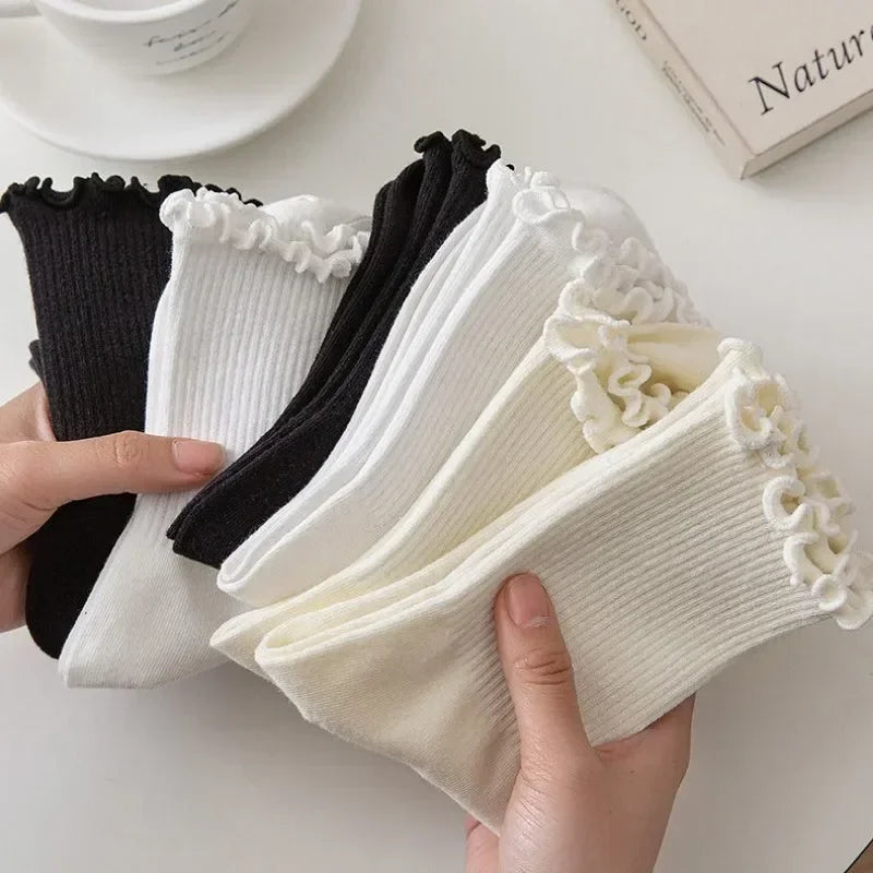 Fashion New Ruffle Socks for Women Mid Crew Middles Tube Ankle High Breathable Cotton Socks Black White Beige Female Cute Sock