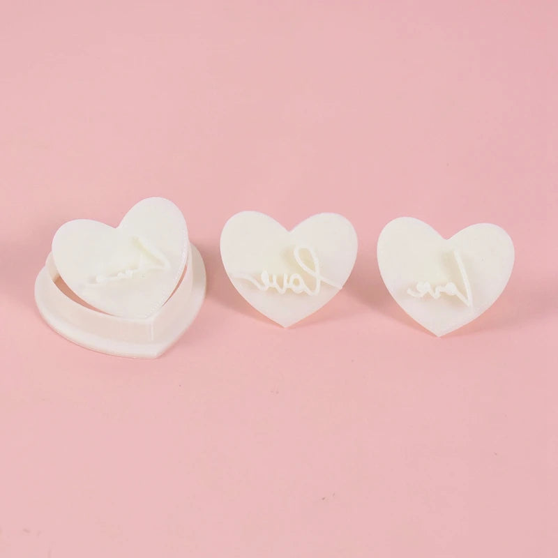4pcs Valentine's Day Love Letter Cookie Mold Heart Fondant Cake Decorating Tools Wedding Party Handmade Gift Baking Accessories