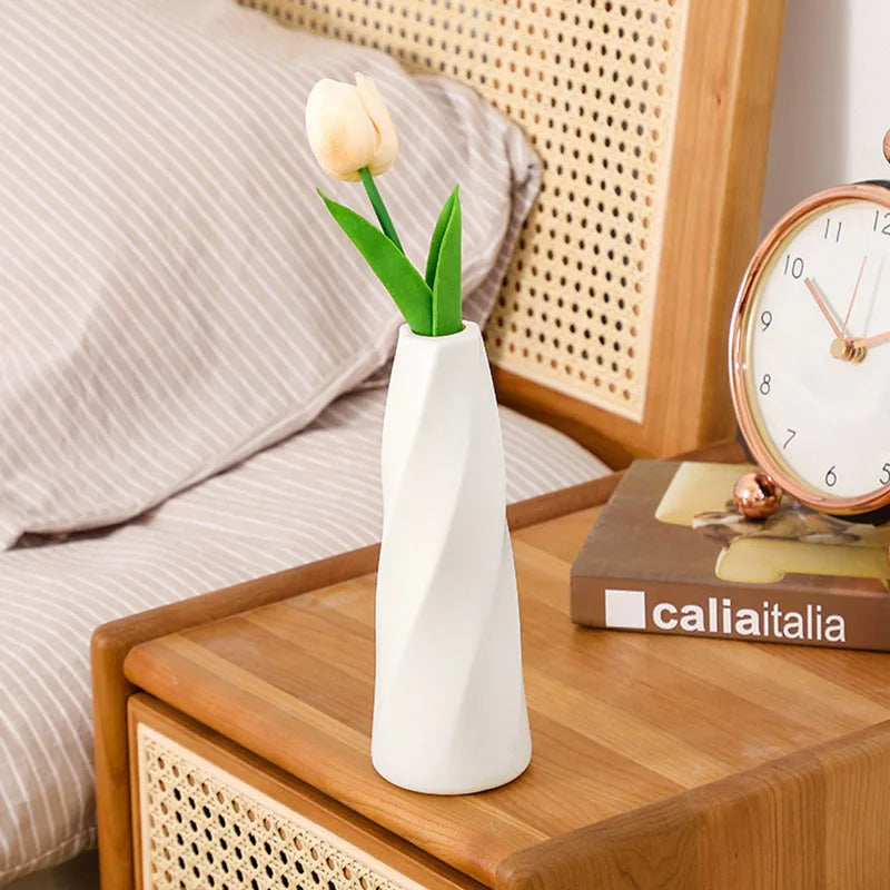 Simple Vase Decoration Living Room Flower Arrangement Vase Dining Table Light Luxury Style Vase Home Dried Flower Storage Bottle