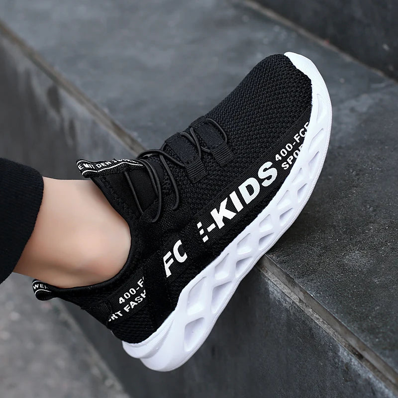 Kids Casual Low Top Lace Up Sneakers Boys Girls Breathable Lightweight Anti Slip Outdoor Walking Children Sports Running Tennis