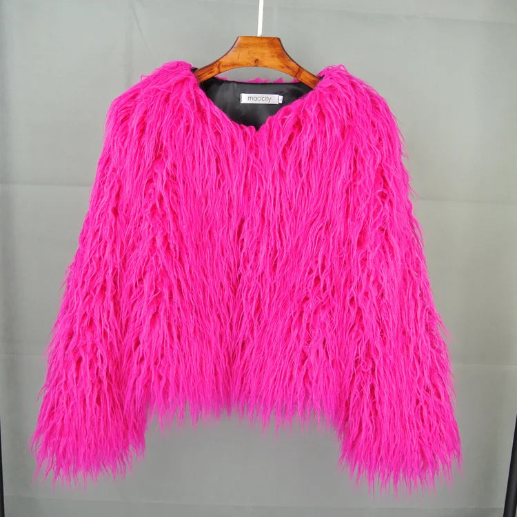 Faux Fur Plush Coat – Soft Shaggy Statement Jacket