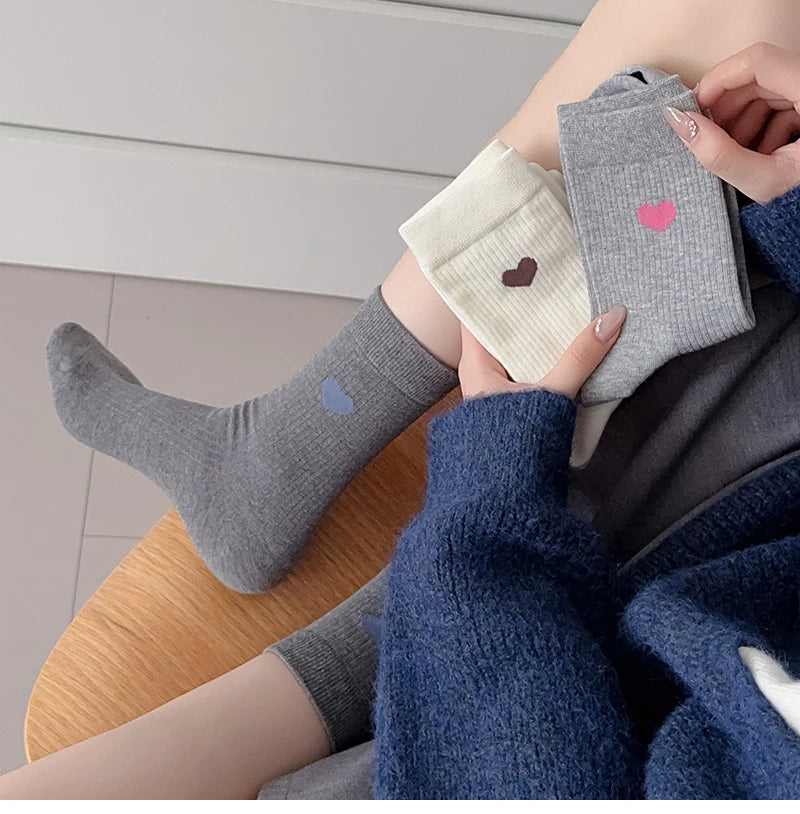 Socks For Women New Heart Design Cute Socks Breathable Simple Korean Style Sweat absorption Girls Cotton Socks Daily Classic