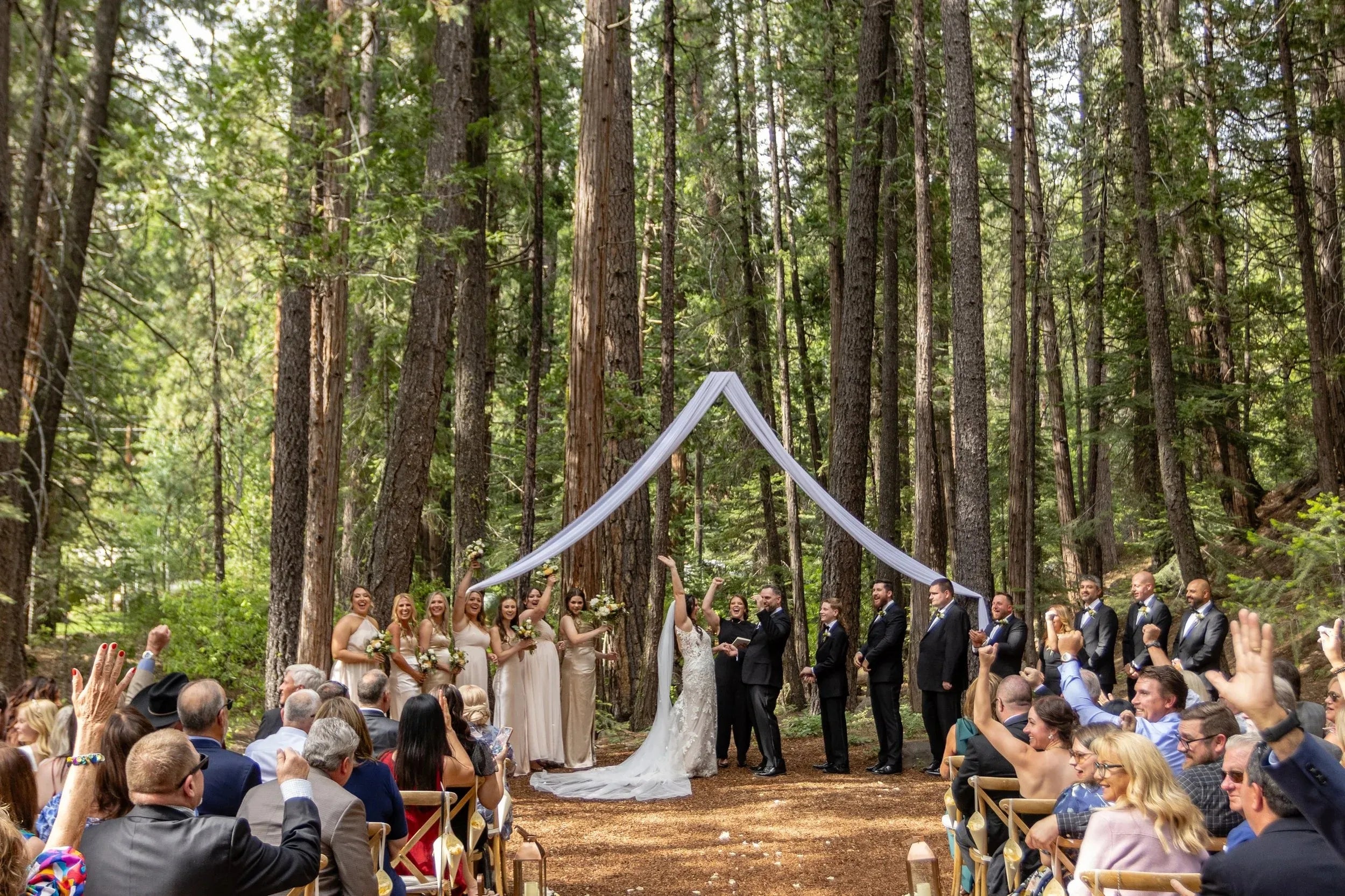 Tokyo White Strapless Wedding Dress Detachable Sleeves Back Zip Bridal Gown 2026 Mermaid Floor-Length Wedding Gown