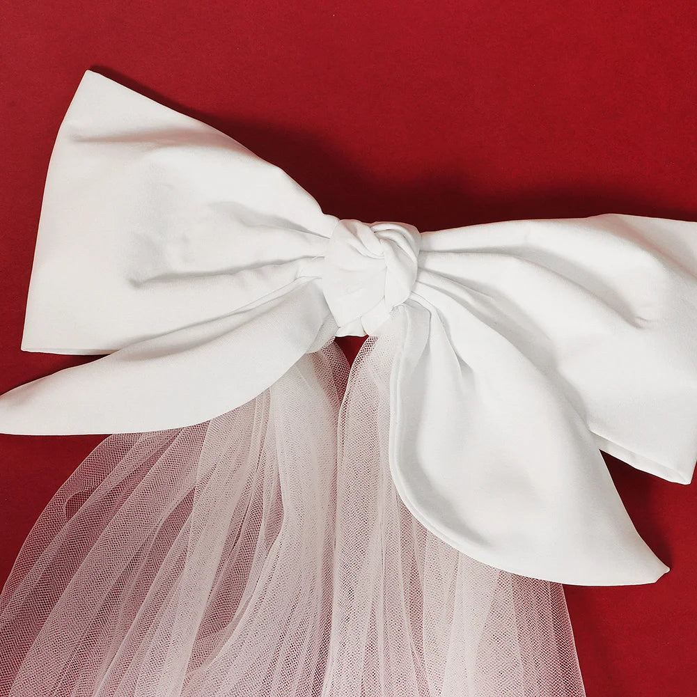 Double Layer Mesh Tulle Solid Color Women Short Wedding Veil with Clip Ribbon Edge Center Cascade Bride Headpiece Party