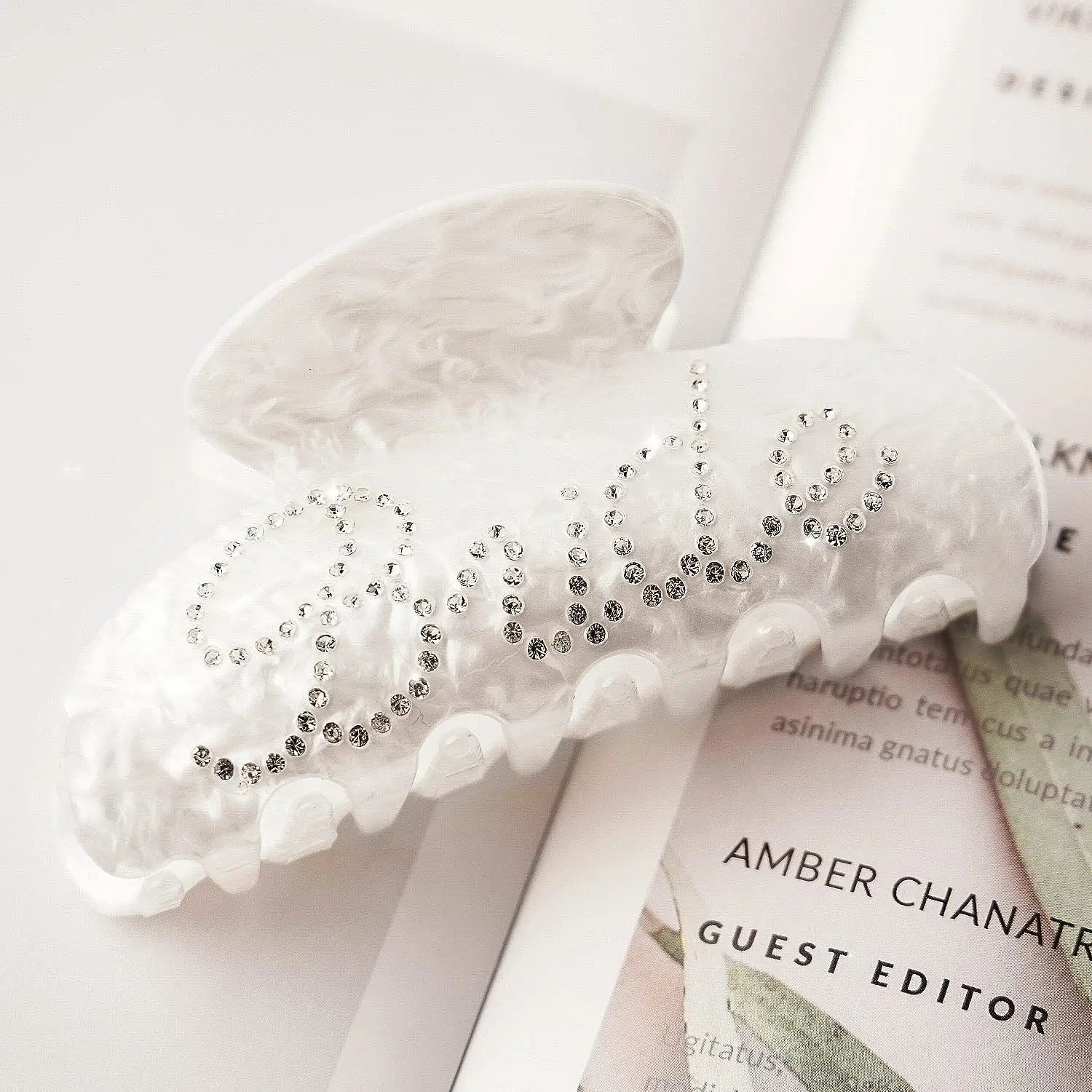 YHJ Rhinestone Letter Hair Claws Grab Clips New Design Shark Crabs Hair Claw Clip Valentine's Day Hair Accessories for Women
