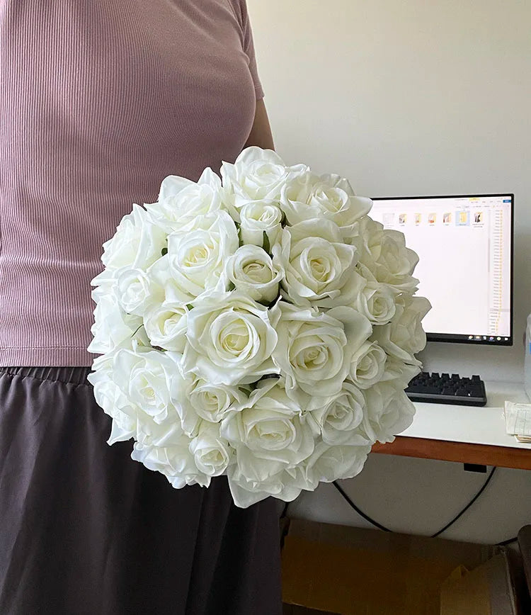 Bride Bridesmaids Bouquet Wedding Flowers Accessories Boutonniere Men White Silk Roses Artificial Bridal Bouquet Centrepiece