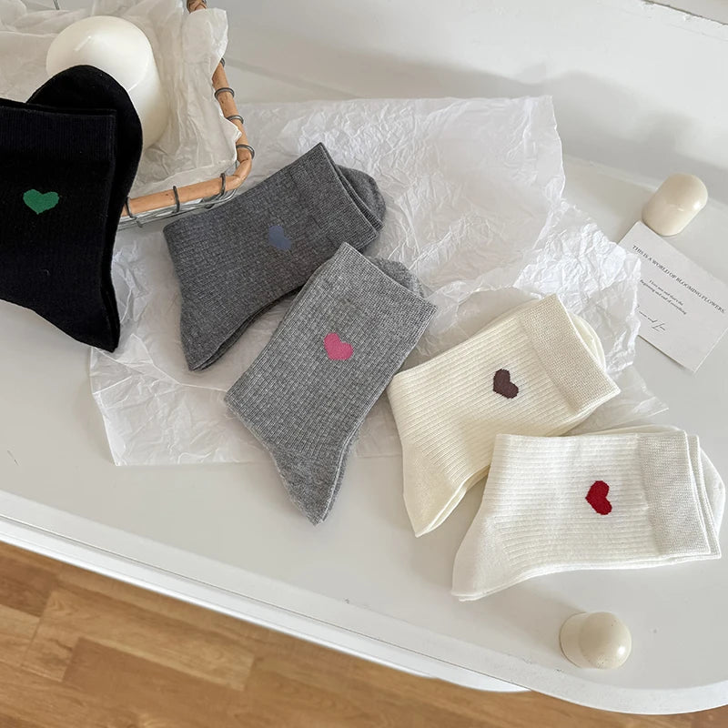 Socks For Women New Heart Design Cute Socks Breathable Simple Korean Style Sweat absorption Girls Cotton Socks Daily Classic