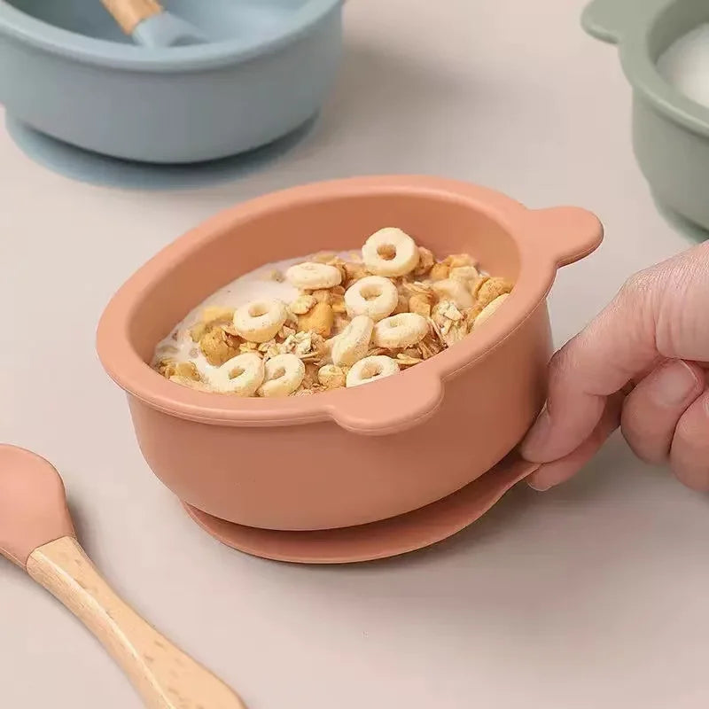 9PCS/Set BPA Free Silicone Baby Feeding Set Sucker Bowl Divided Dinning Plate Straw Cup Spoon Fork Adjustable Bib Child Dishes