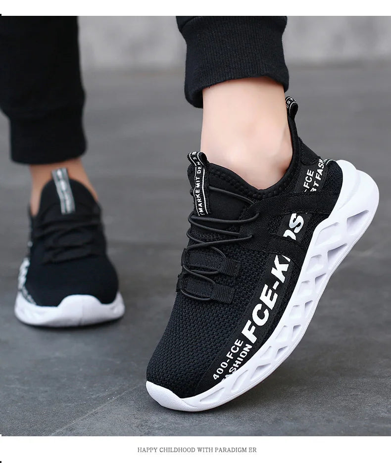 Kids Casual Low Top Lace Up Sneakers Boys Girls Breathable Lightweight Anti Slip Outdoor Walking Children Sports Running Tennis