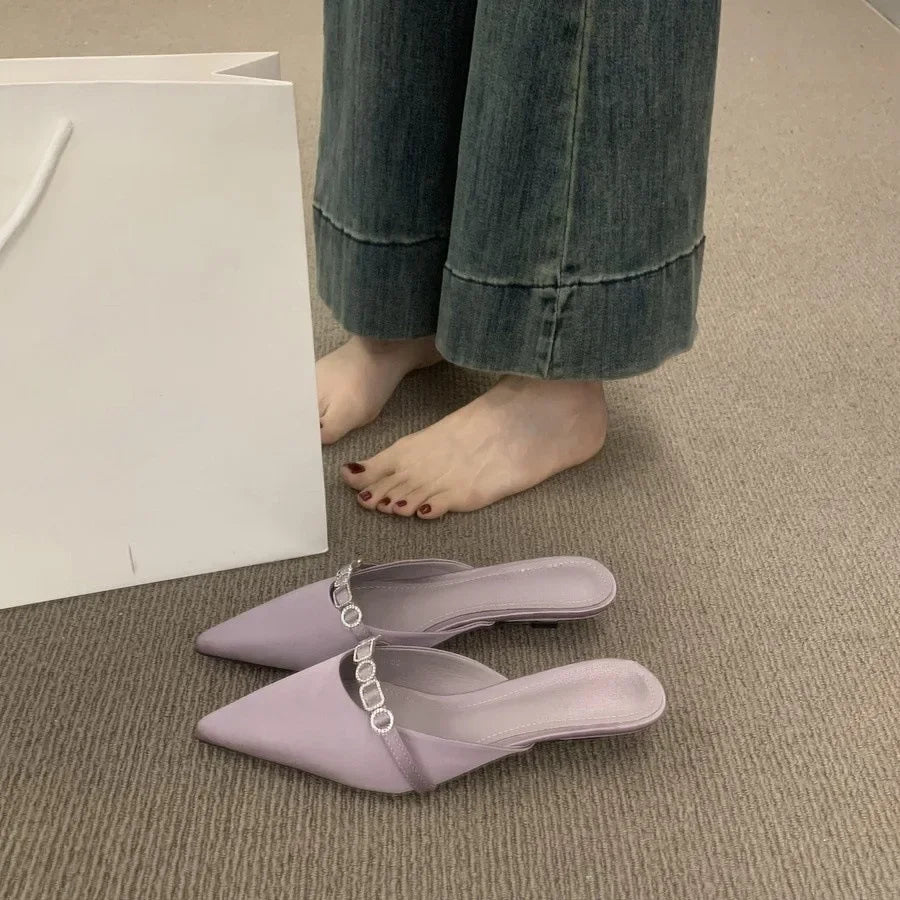 Sandalias De Mujer Verano 2025 Luxury Women's Sandals in Summer Design Pointed Low Heel Sexy Women's  Outdoor Muller Shoes.