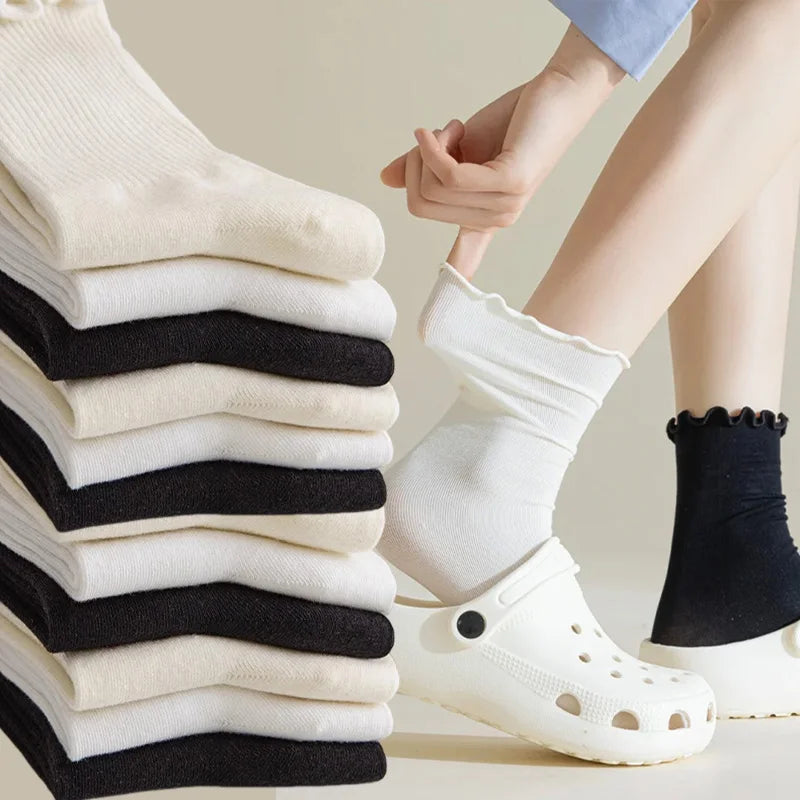 Fashion New Ruffle Socks for Women Mid Crew Middles Tube Ankle High Breathable Cotton Socks Black White Beige Female Cute Sock