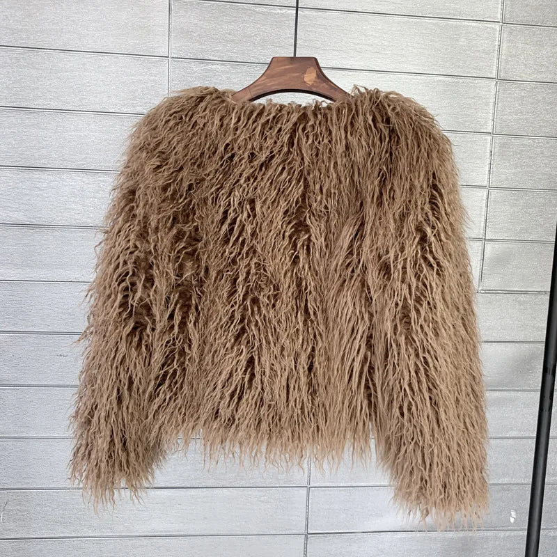 Faux Fur Plush Coat – Soft Shaggy Statement Jacket