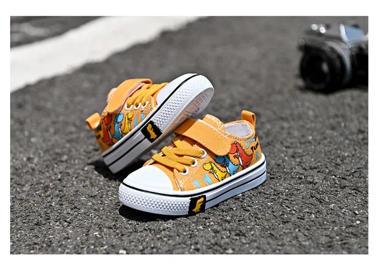 Children cartoon canvas shoes boys and girls casual low-top shoes baby spring and autumn breathable single fashion sneakers
