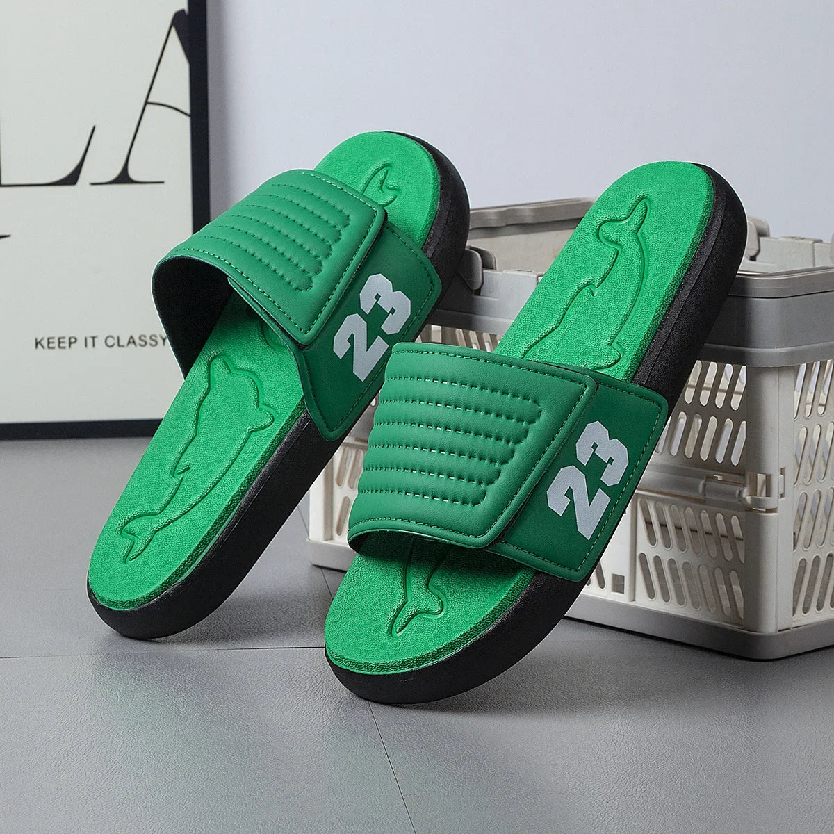 Summer Men's Sandals Fashionable Casual Beach Holiday Slippers Men's Lightweight Shoes New Outdoor Comfortable Casual Sandals