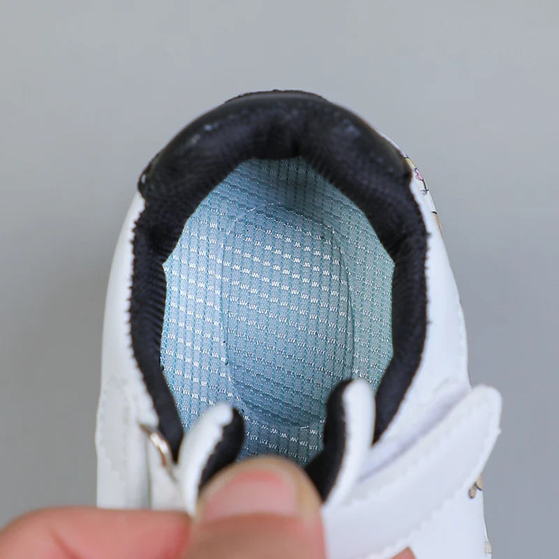 Hot Kids Girls Shoes New Children Sneakers Boys Girls Capybara Cartoon Print Casual Sport Shoe Student White Sweet Toddler Shoes