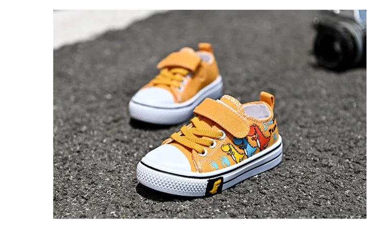Children cartoon canvas shoes boys and girls casual low-top shoes baby spring and autumn breathable single fashion sneakers