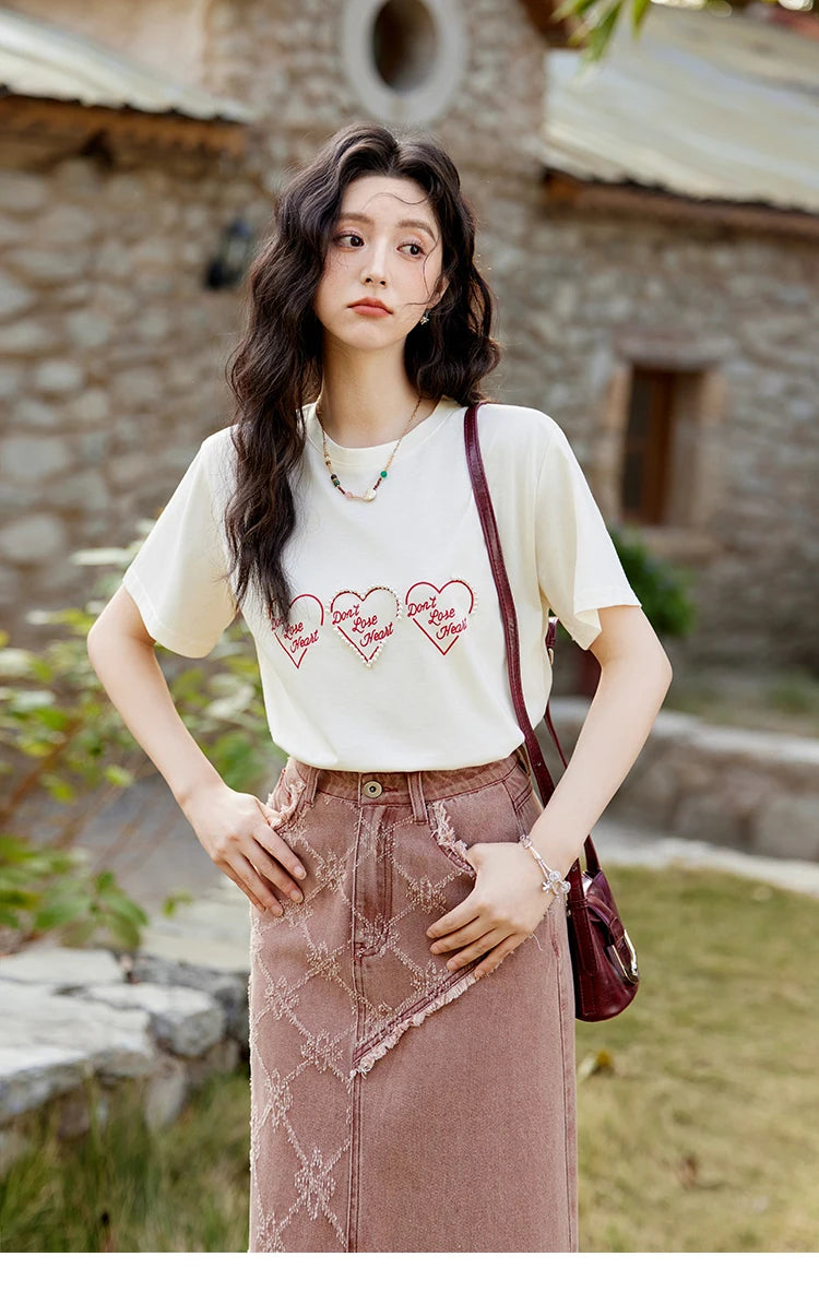 MISHOW Apricot Short Sleeved T-shirt Women 2025 Spring New Casual Versatile Heart Print Positive Shoulder Tops Outer MXE11T0491