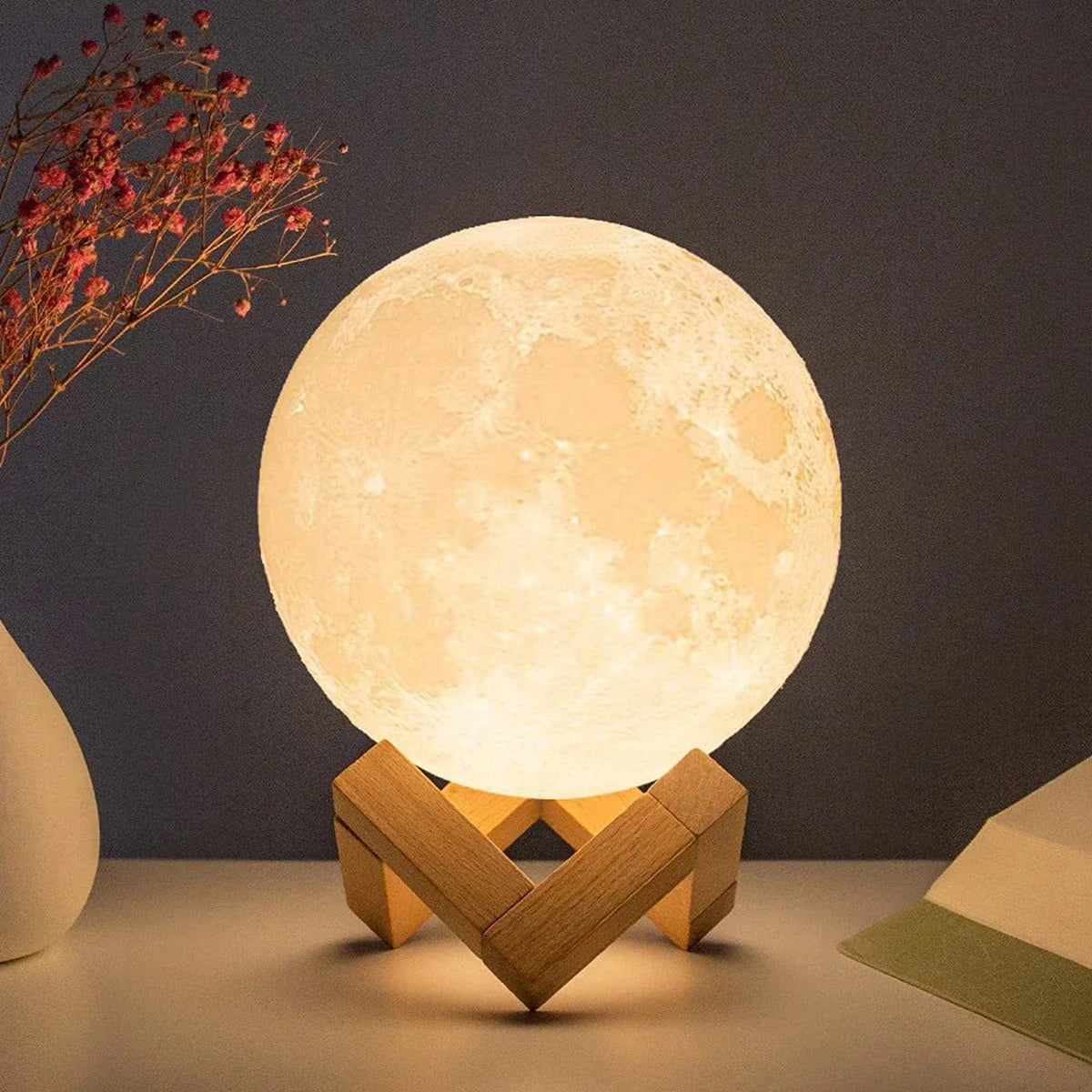 Moonlight Lamp Toy – Creative Bedside Night Light & Kids Gift (8 cm)
