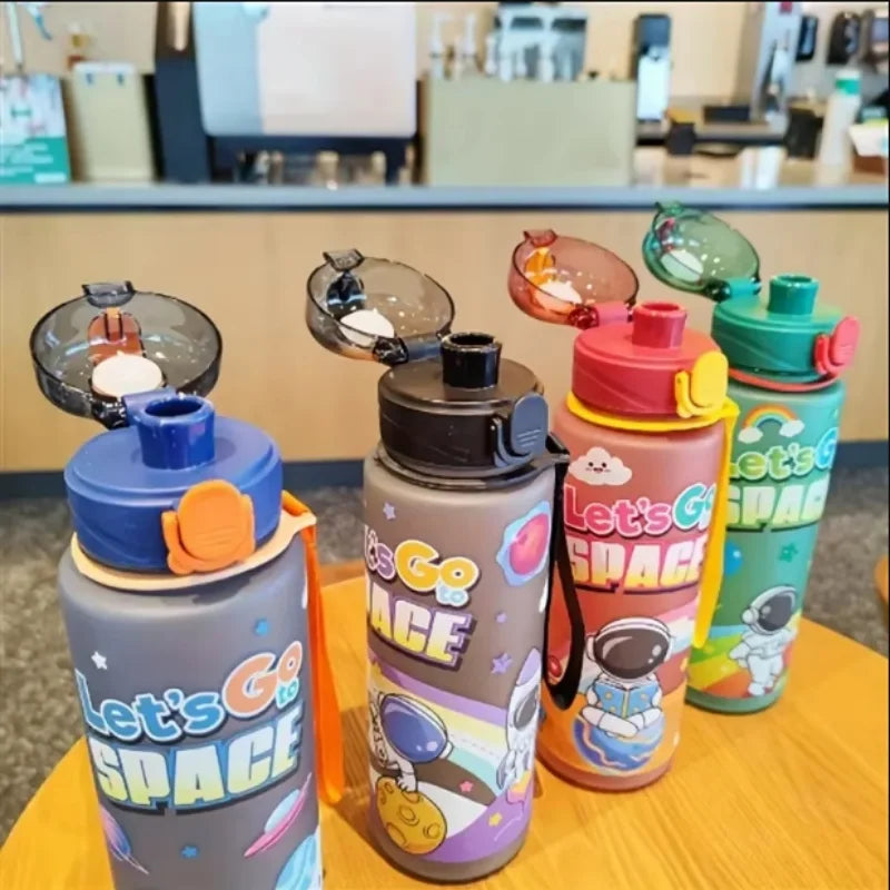 700ml Cosmic Astronaut Themed Insulated Water Bottle Leakproof Flip Lid Carrying Strap Portable Adorable Activities Cup BPA-Free