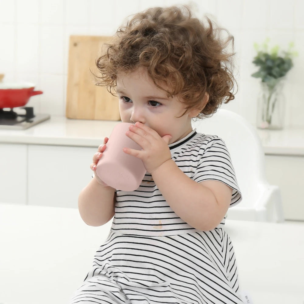 Color Kids 1PCS Food Grade Silicone Baby Training Cup BPA Free Infant Self Feeding Drinking Beginner Open Mouth Design Cup