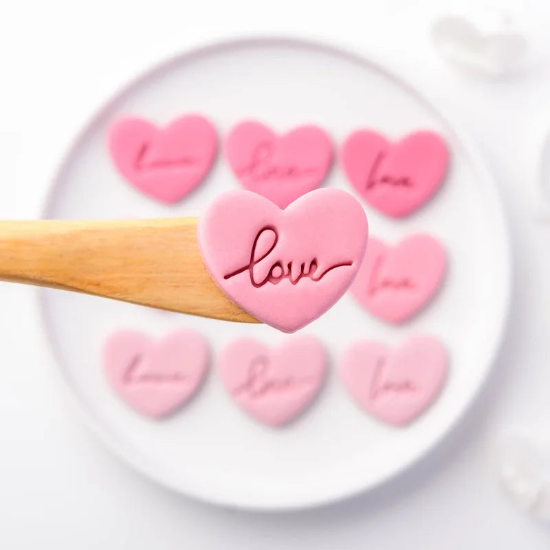 4pcs Valentine's Day Love Letter Cookie Mold Heart Fondant Cake Decorating Tools Wedding Party Handmade Gift Baking Accessories