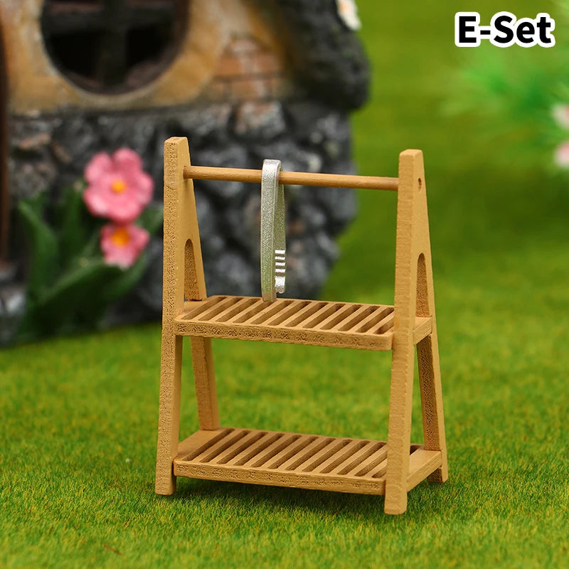 1Set 1:12 Dollhouse Miniature Bread Rack Cake Shelf Storage Box/Basket W/Baking Clip Scene Decor Doll House Accessories
